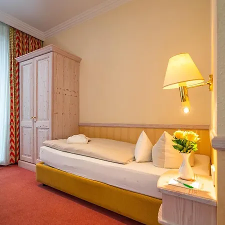 Hotel Parkhotel 3*