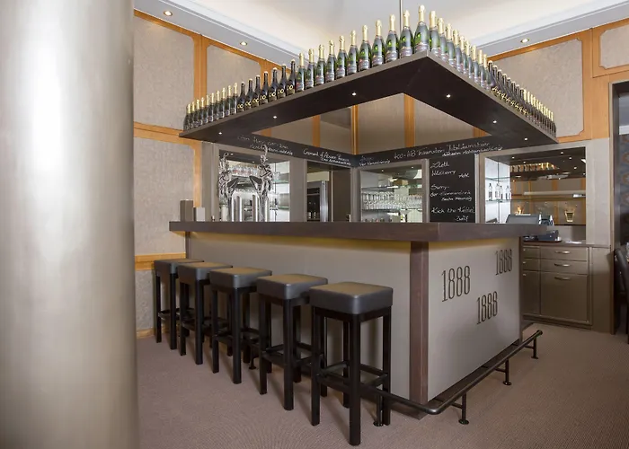 Parkhotel טראונשטיין