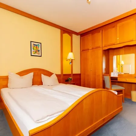 Отель Parkhotel Траунштайн