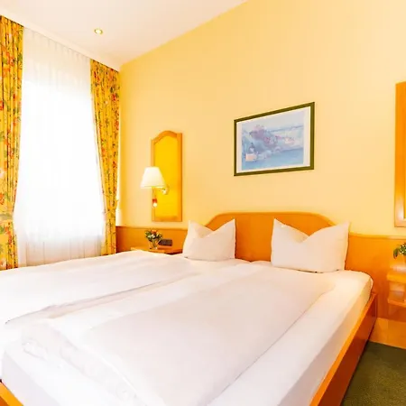 Parkhotel Отель