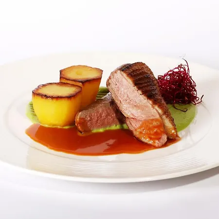 Parkhotel Отель 3*