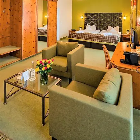 Parkhotel Отель Траунштайн