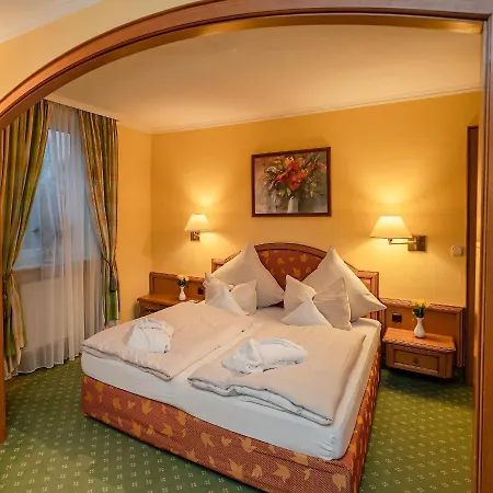 Parkhotel 3* Траунштайн