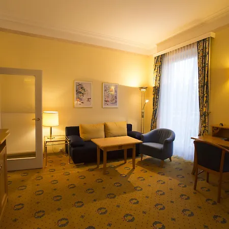 Parkhotel Отель