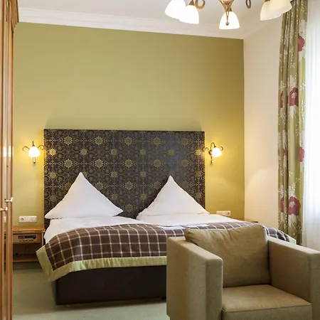 Parkhotel Отель