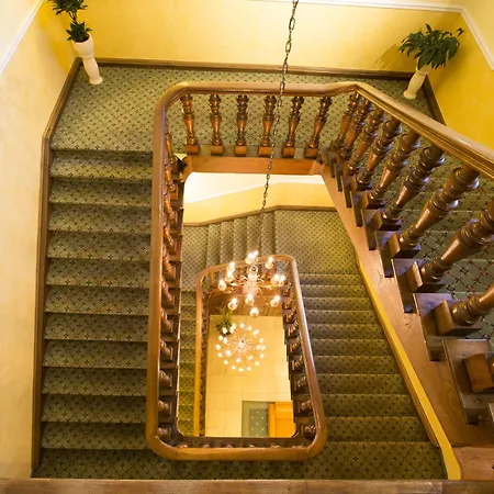 Parkhotel Траунштайн