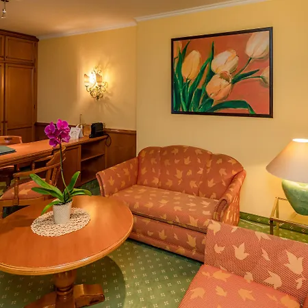 Parkhotel Отель