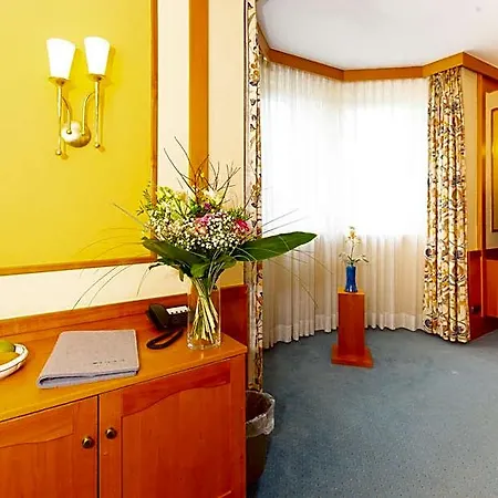 Parkhotel טראונשטיין