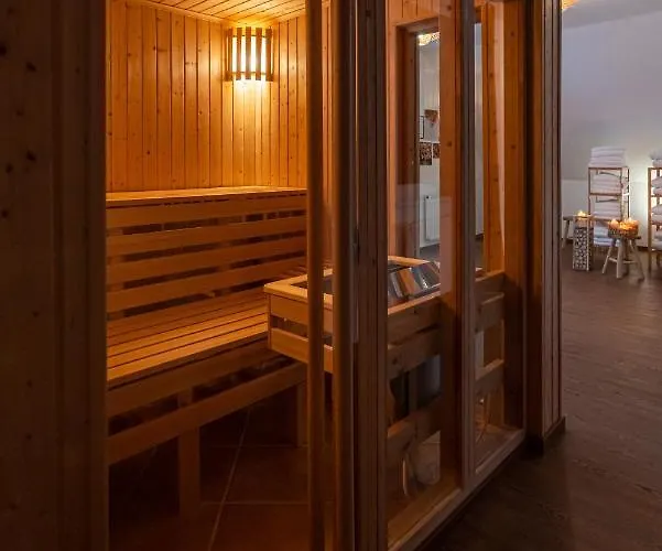 Отель Parkhotel 3*