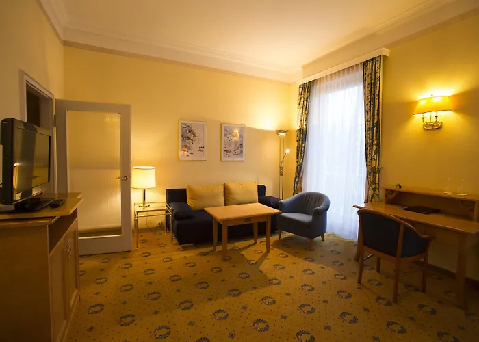 Parkhotel Отель